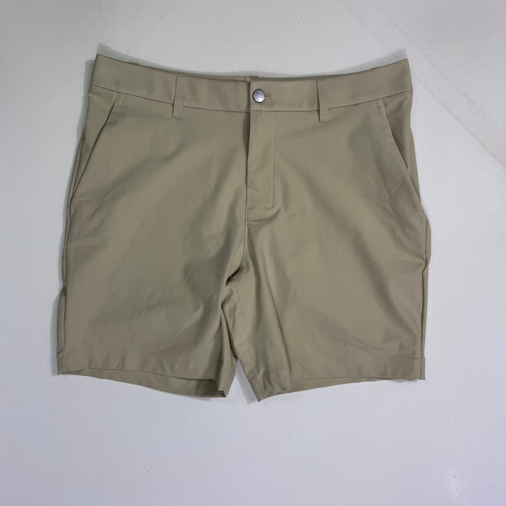 Lululemon Commission Short Warpstreme Tan Khaki Mens 33 (34x7) Golf Chino M7BMHS